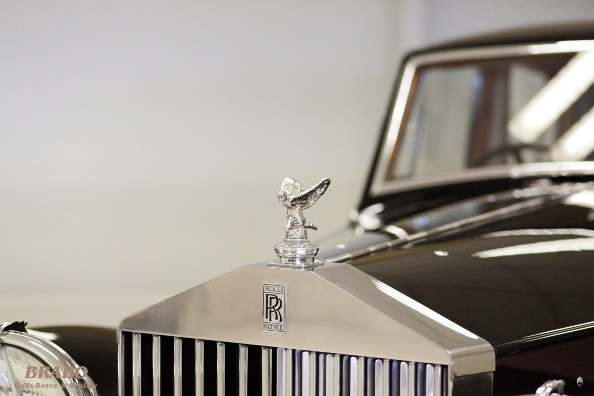 Rolls-Royce Silver Wraith James Young 4 door Saloon with division