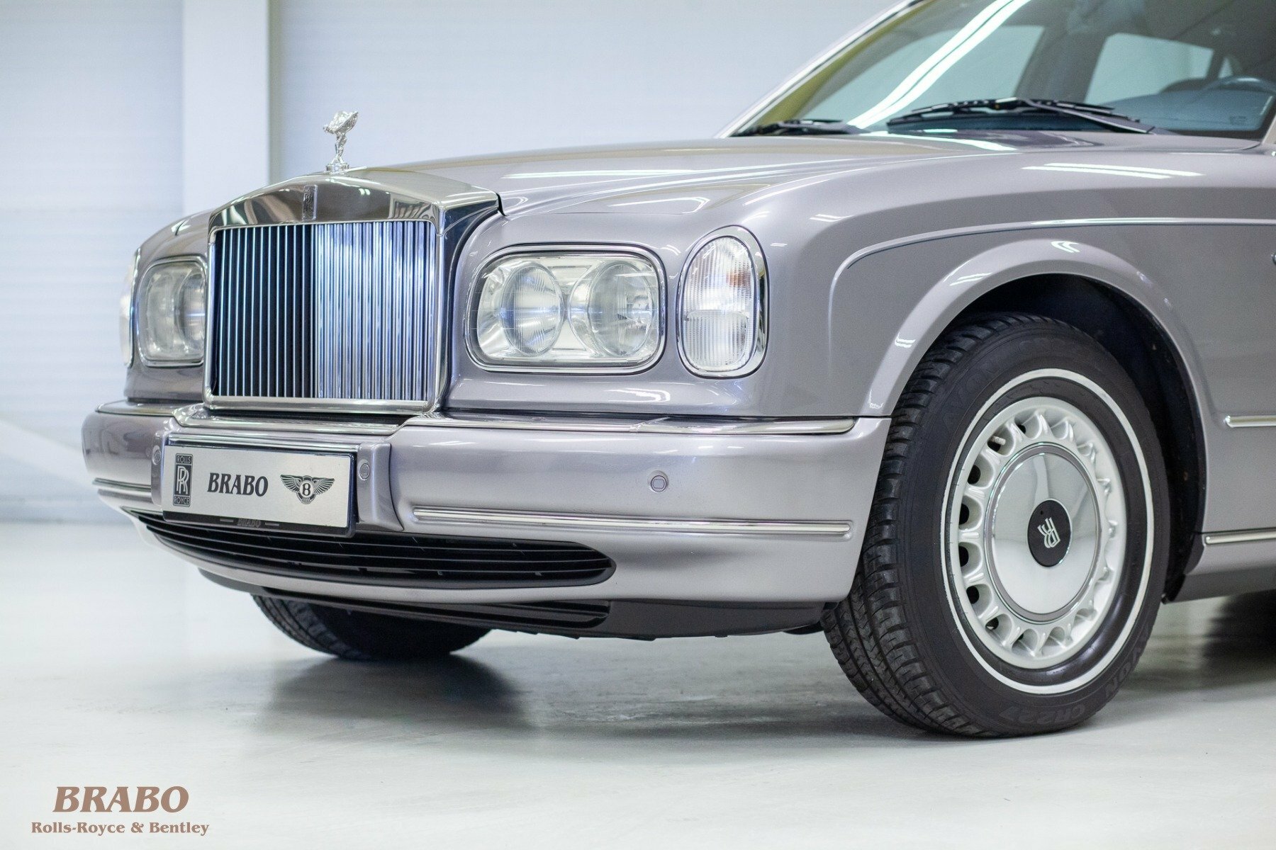 Lot 64  2001 RollsRoyce Corniche Convertible
